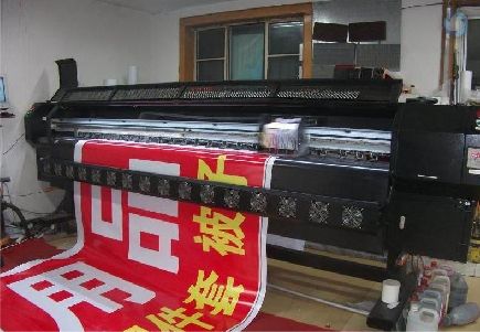 赣州喷绘广告分辨率是多少？