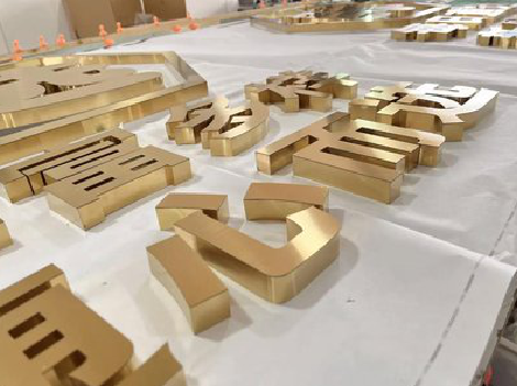 赣州拉丝不锈钢字的特点。